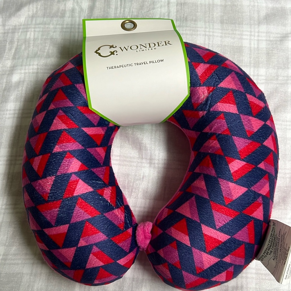 CWonder therapeutic travel pillow